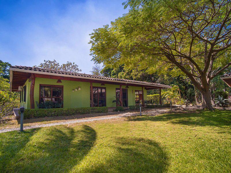 5BD33625C0209D28924FABBC9A68E93C