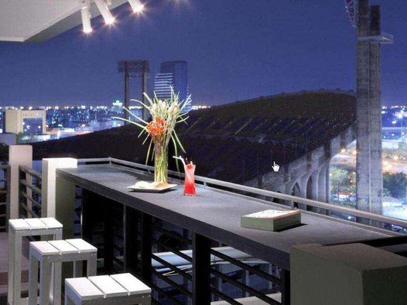 58AE70B714D750B6BBCBB204A13F9A1C