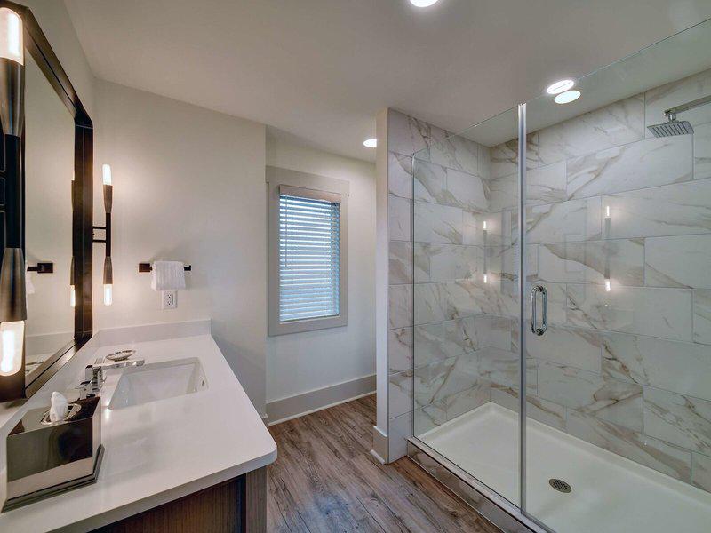 E6C51CCC098E7360BF9A7FDF8A54D314