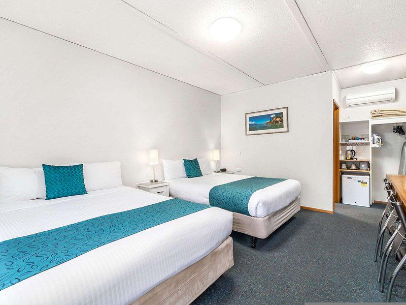 43086973B924C1E47D91D5537359CEBB