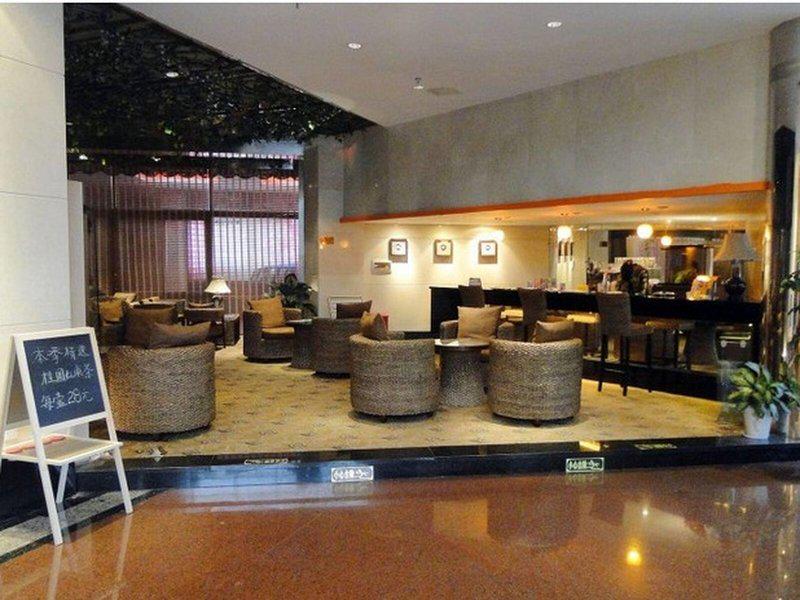 DD37E6FABF7945637ED3C2F4555D628C