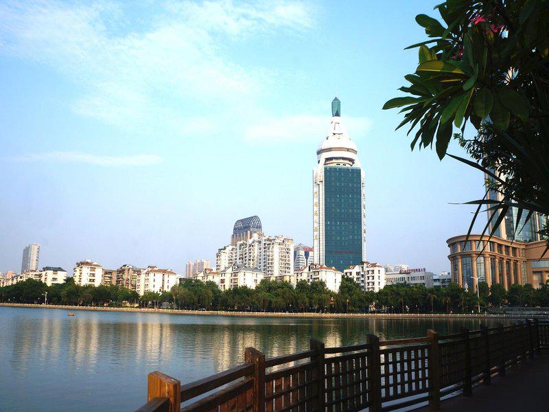 AA087473BA9FFC1217822A96A78463DD