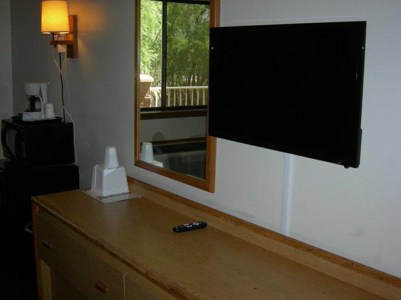 3C0B0E822147E32E75220B731F15787D