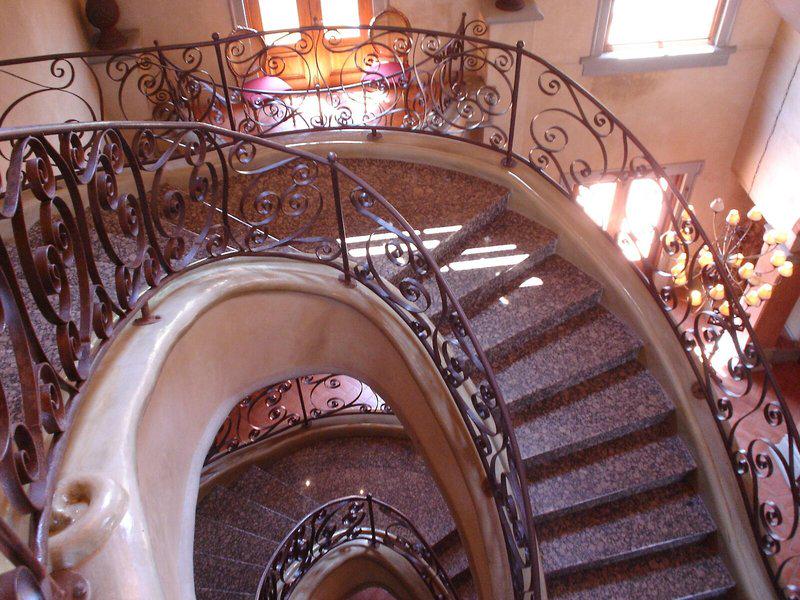 B4F5B2C912C18F045066B1389A553959