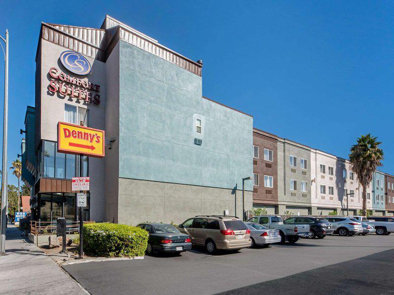 7F552E8F2C24D12033D7B518F2E2F46C