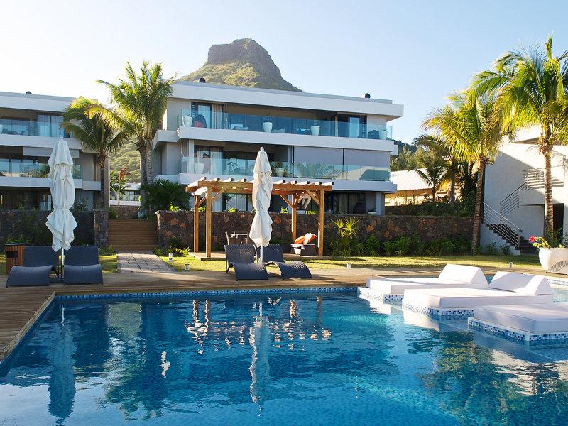 6EEB0F0AB3322BCEDEBAE31B2D03E2AF