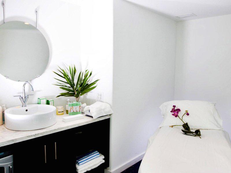 07F11095E0A024E3D5C8D1B3A584868D