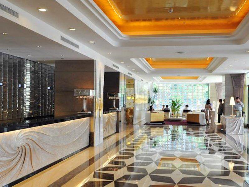 7F0C520EE12ABC98E13C9B0BABB4E868