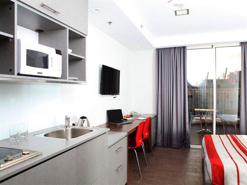 C1F301565DBA0DA501272523A1F417F4