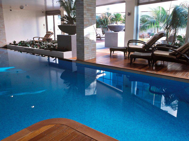 D19E41EDFCB585F9EAAE4E016458386F