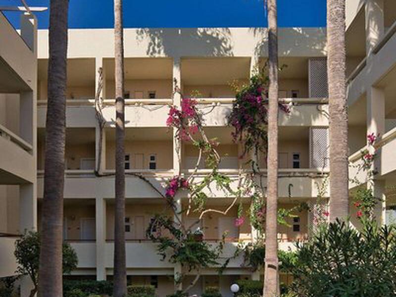 3CA1FDCBADA3FE571BCD048AB9F28570