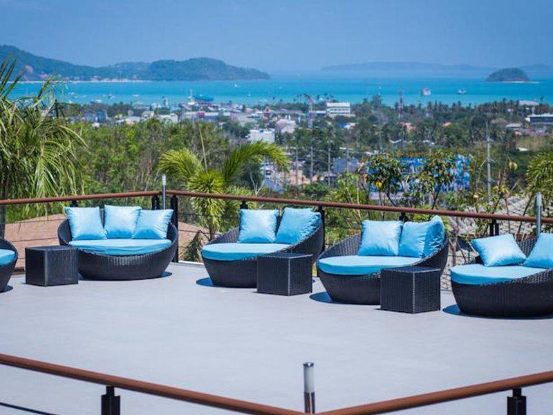 CB72BA7B8FCE8EF056F99C820F33E15C