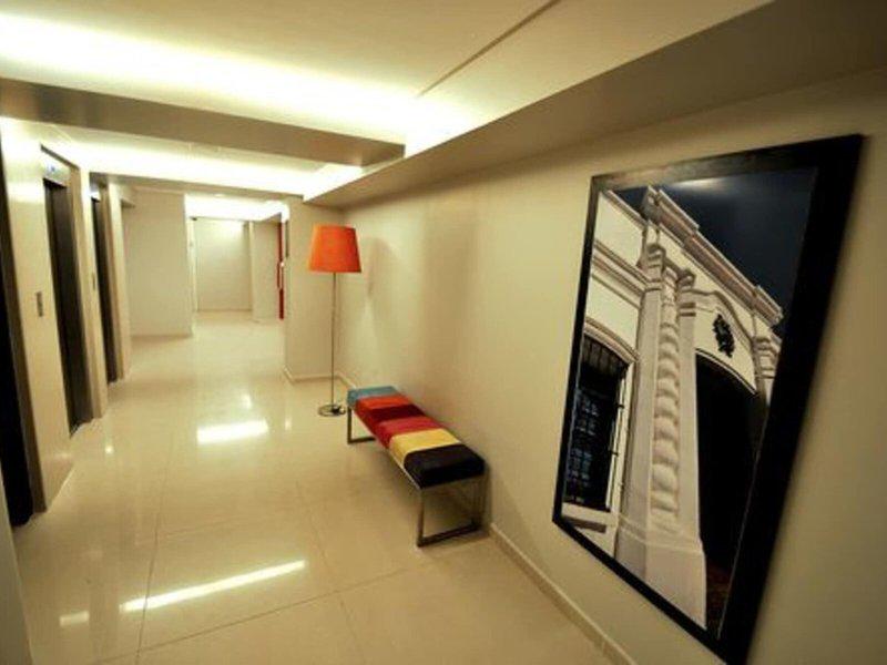 C299647207F0450D6D0BF144B8EF3488