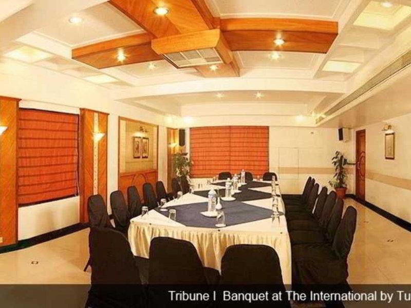 4318108DD3D7EC652B8D990A5AA974AE