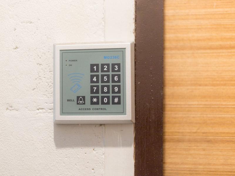 EF858C3E589A3FFF7B5AA33000BF60AE