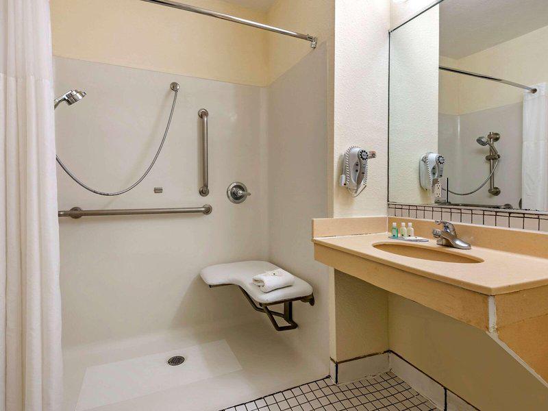 6C8B01A45C9B1FB874592821212C02F6