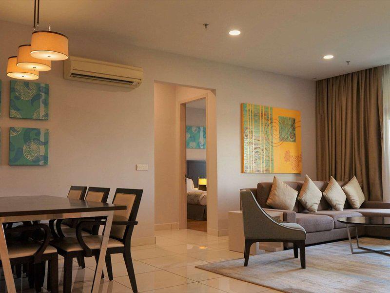 87466AE56D073C5FA24B9365C306E026