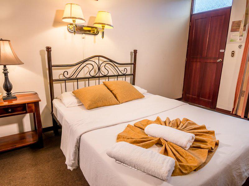 DA24FBB7B63D03BCAF8D9ADACA553C74