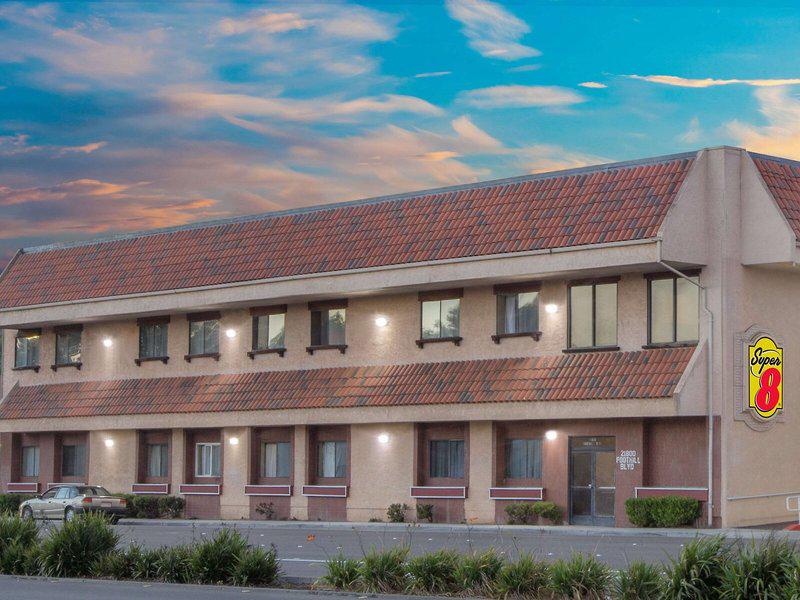 5BDAD94F7CC2C7BA76B908F7BE3D7A74