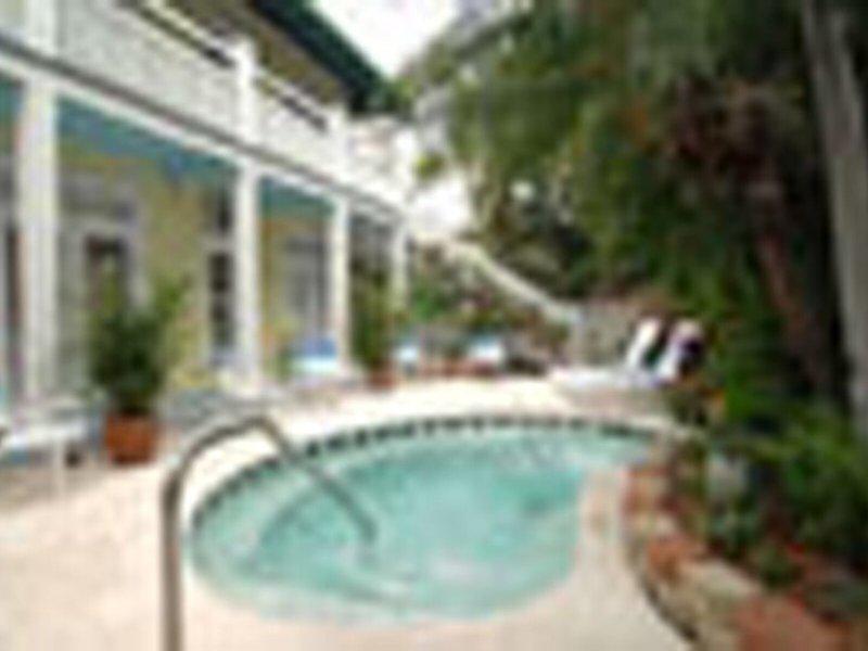 E0F98BFF765BB291A4394FC7B47F1751