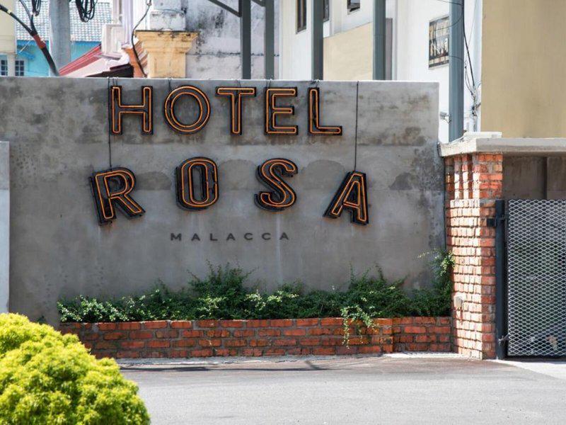 64F18C42D2989DBFE2EFF63E7C372305