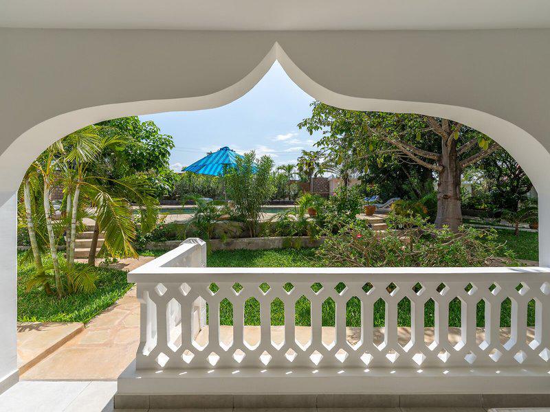 1138282C797DD4741F19A87DE3408555