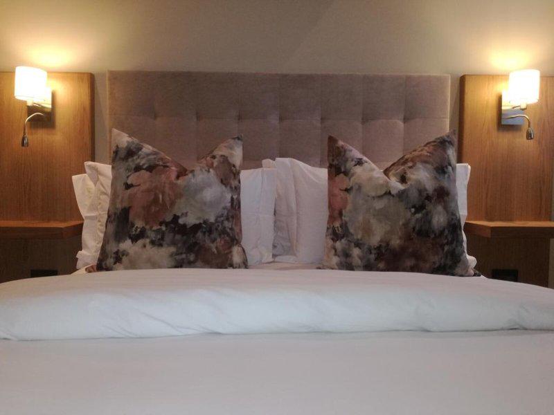 0BD67ADED77ACC275CE9B570487F4A85