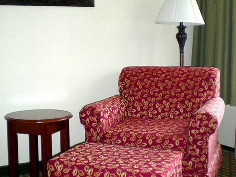 45B1A4E40457B843FBD365CCA8203343