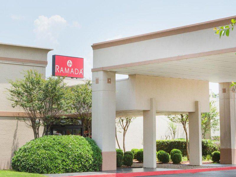 1AA17B797A8E18CDB2087215CF6EA72B