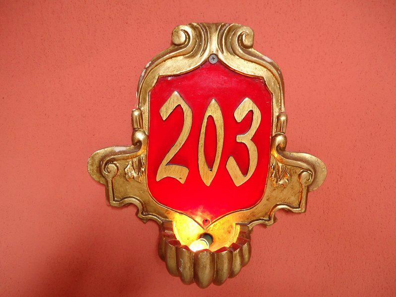 64856497419A7CFD819AD8291F7A5CCB