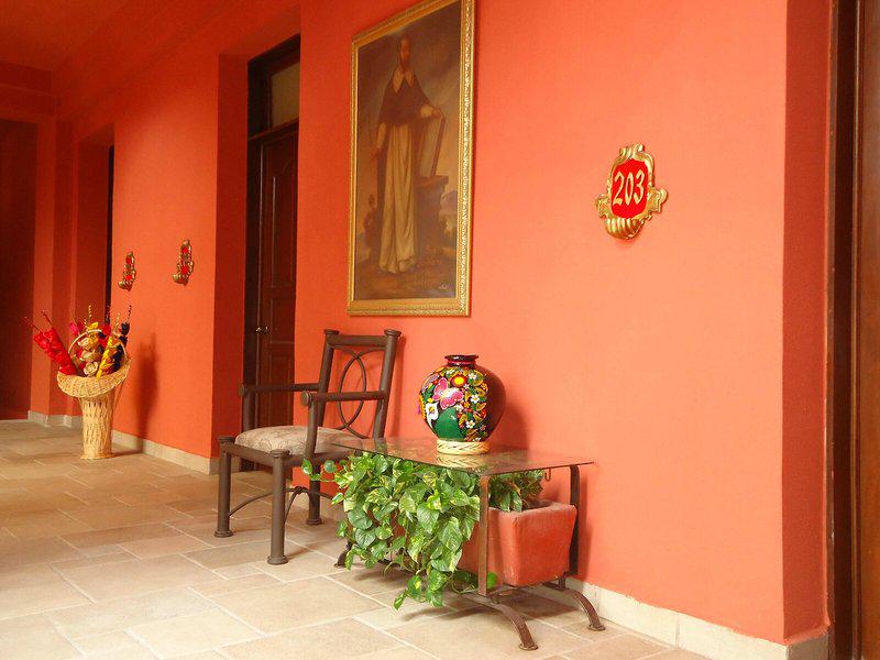 12D31834F7E9E6C472880C7A10ED8DA0