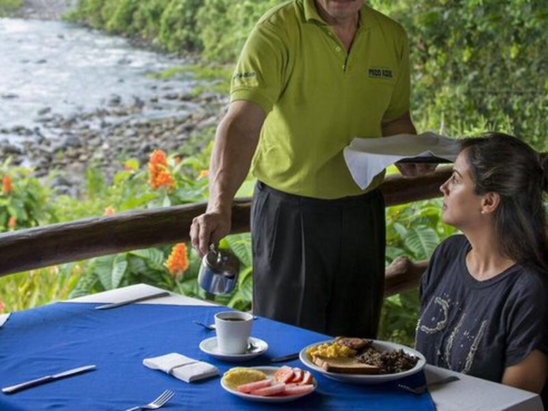 D49F4DC5EBC56A6EA404388B41E40CA7