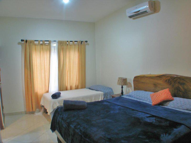 FB91DAAD815BCAF3F279215A36F0C400