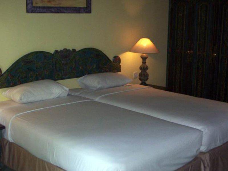 BFD8C687136070A19B5BB5A11CA907E3