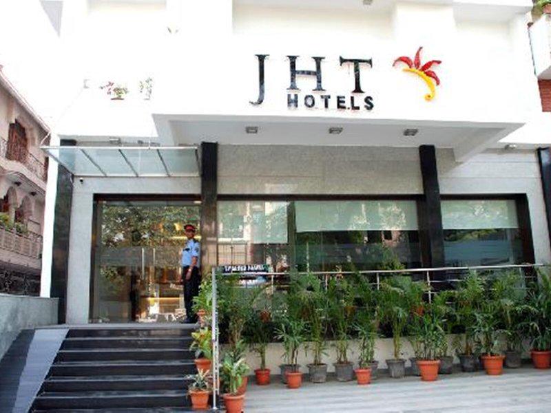 F0CB415F64B7E85B14F36D7C5062002D