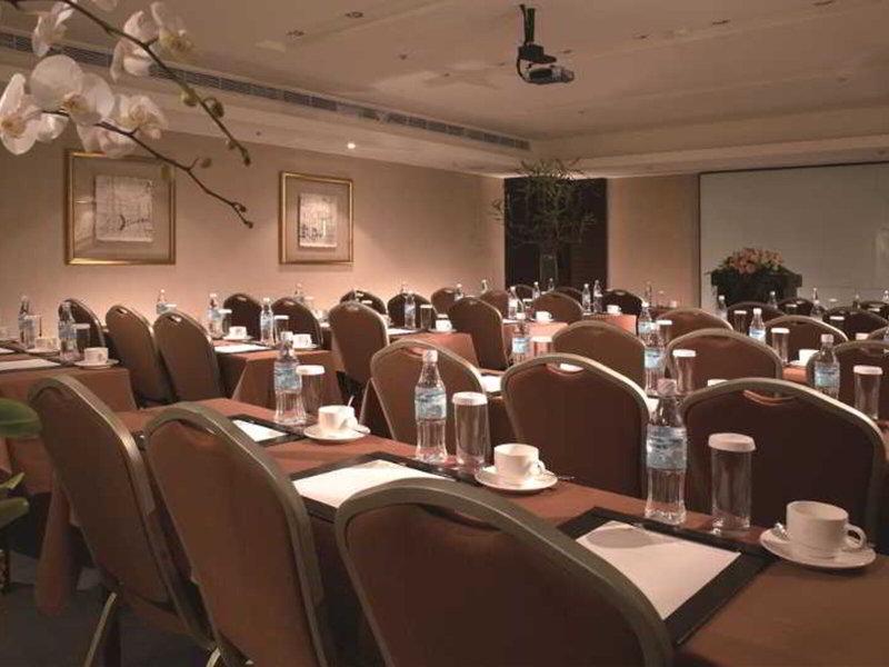 E46C2E9F2ED9FFC204140422DA3AC992