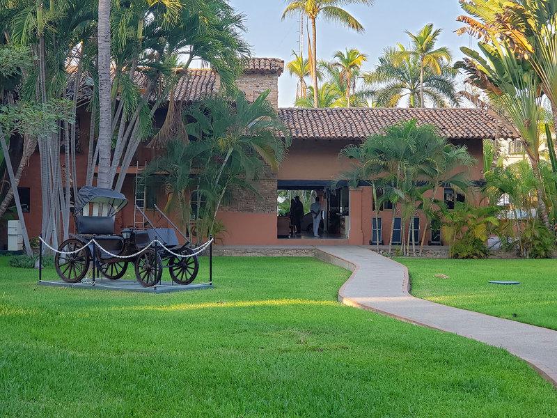 A23051FE1317A28273216E161757925B