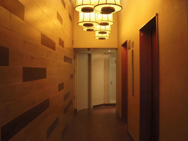 F423E79FF832413C4B293F4BF9A2021E