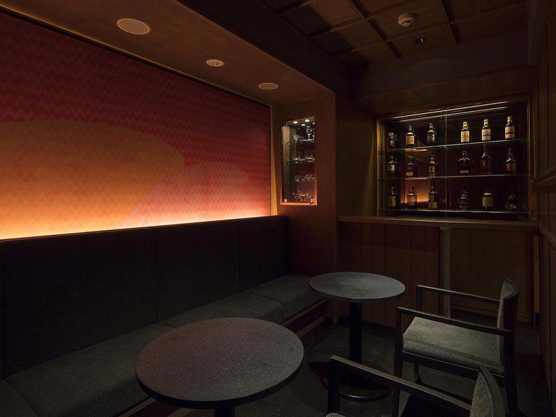 28E90AC791F9D2A079F2B353EFA5B46F