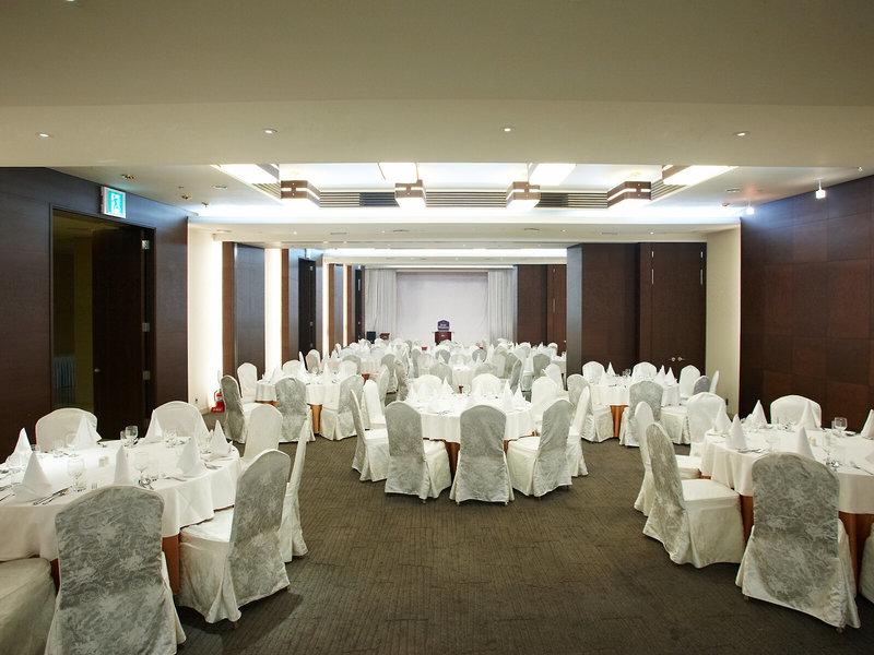 6684AEAB5E2B3B63815B122F815D99FB