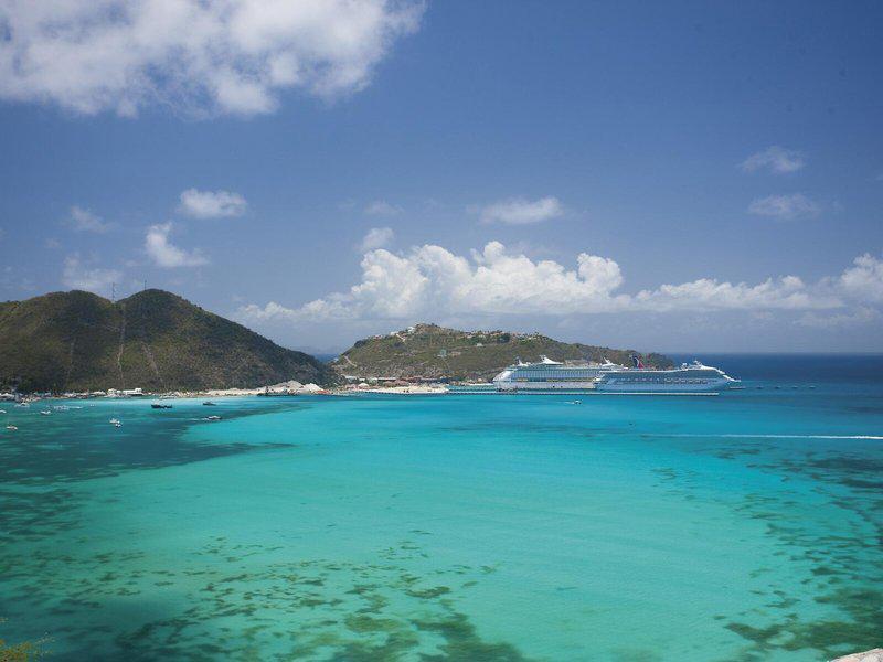 B210743F6576B54A0E8CC57DF77FD641