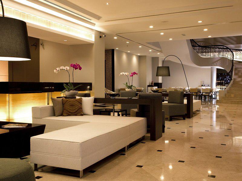 21650953DA601B7A0957E95391AEF070