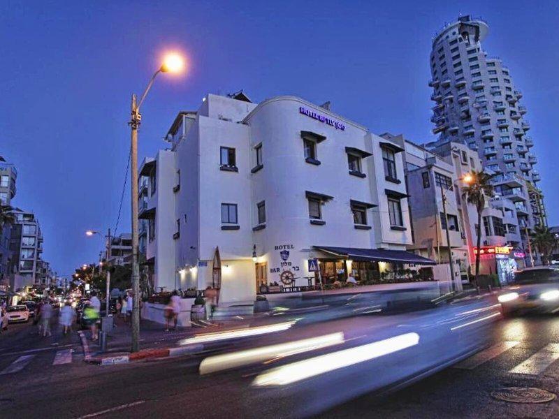 5ADCAC67C3E8D4D3EE32400FE3909118