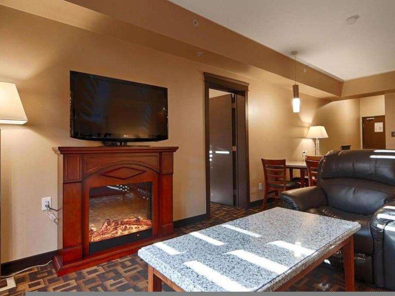 9DEBE550476C4264D9316A711B7B6E0F