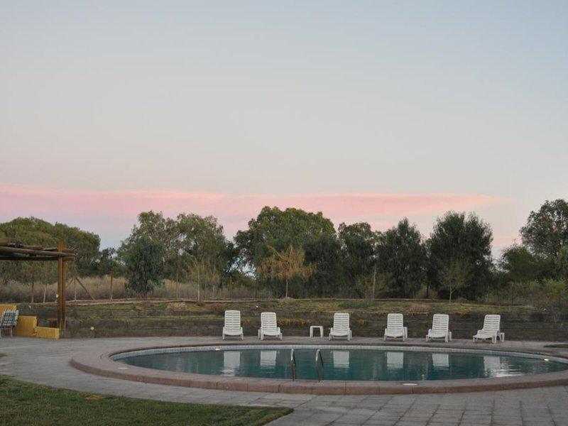 C9002DA27E379F46A3BAD72729EB2A33