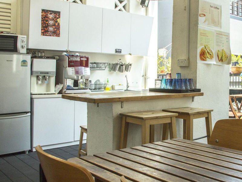 7784B6DE4AA05056328B9D18629D5702