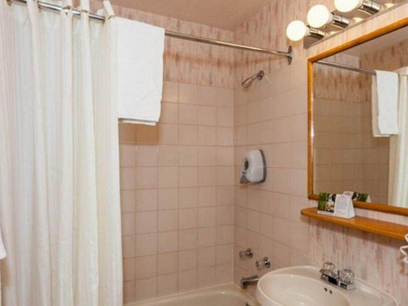 7026AF8E303E4DF775AB0263AF08D645