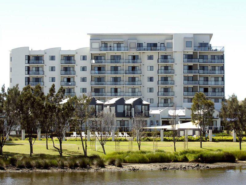 5857BB44F8D0F15D0073CBFC72D43373