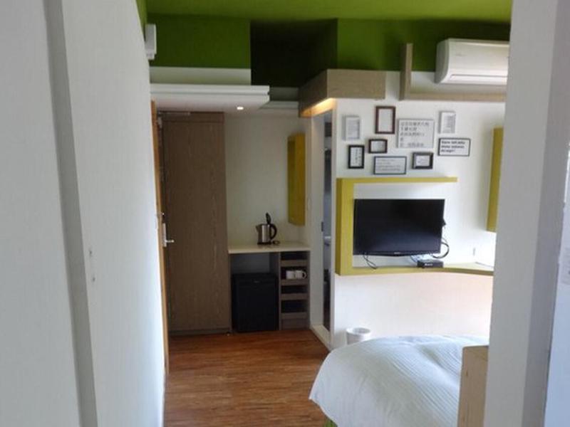 D21AF693E17CF80AE9BFAC8C650CE99F