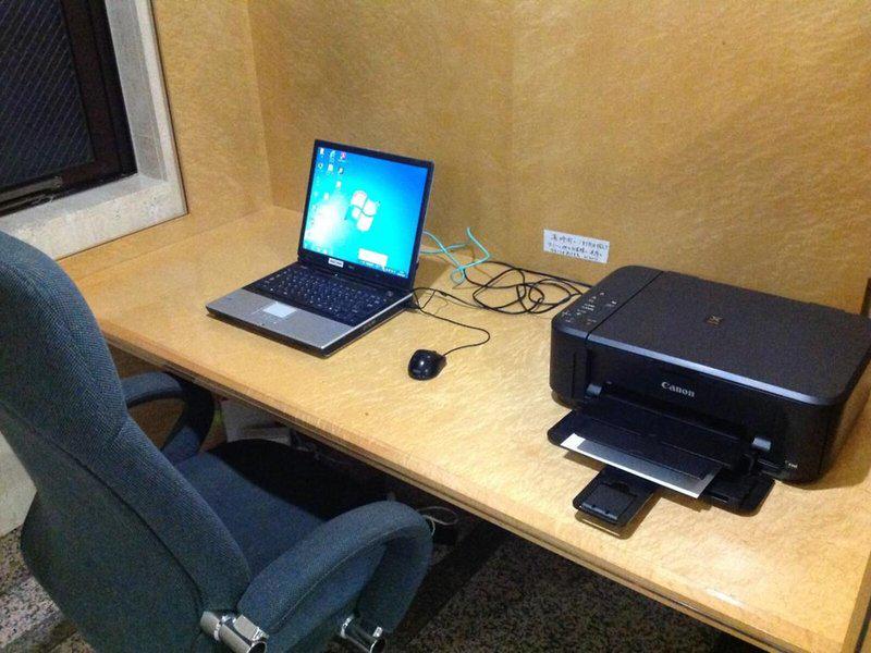 677B8B0B27FD2C83378F1844F0132A25